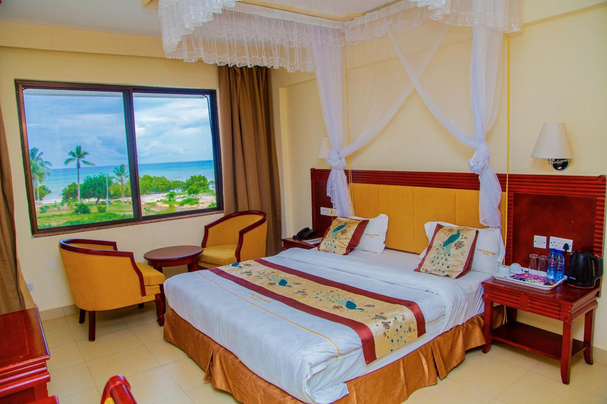 מטווארה Luwa Evergreen Hotel מראה חיצוני תמונה