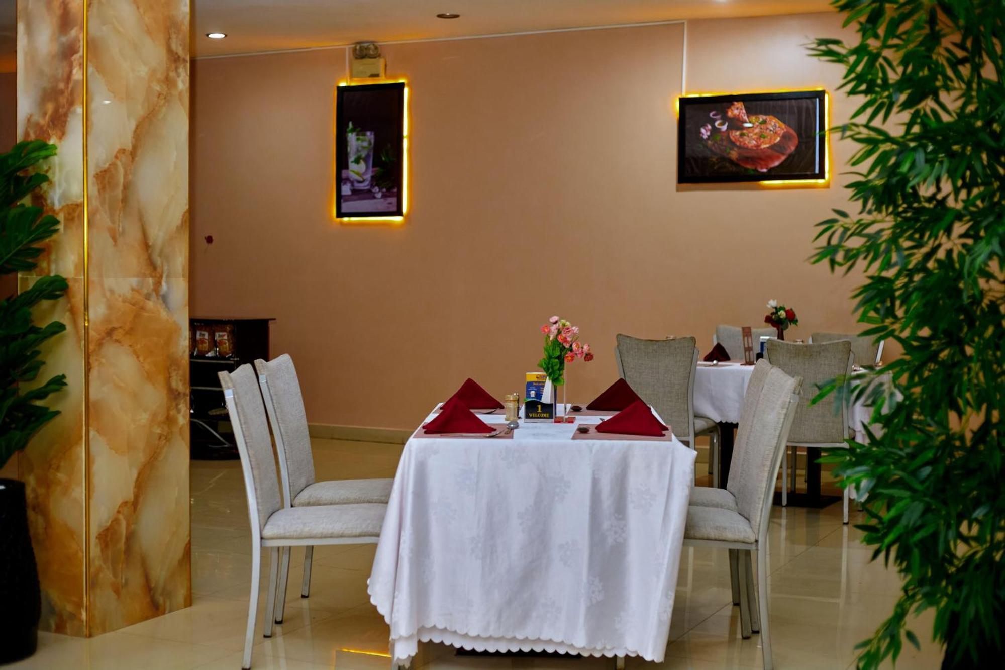 מטווארה Luwa Evergreen Hotel מראה חיצוני תמונה