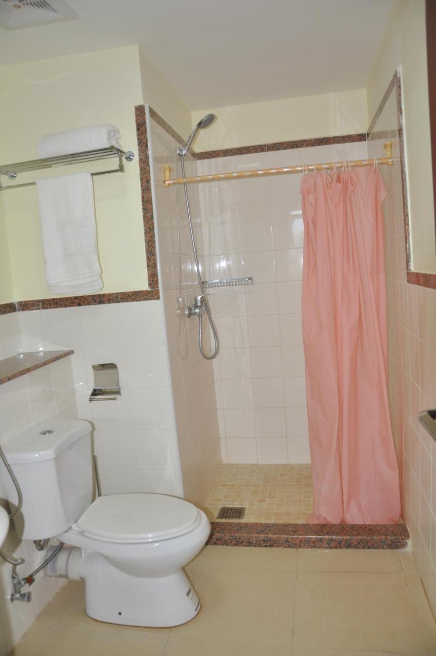 מטווארה Luwa Evergreen Hotel מראה חיצוני תמונה